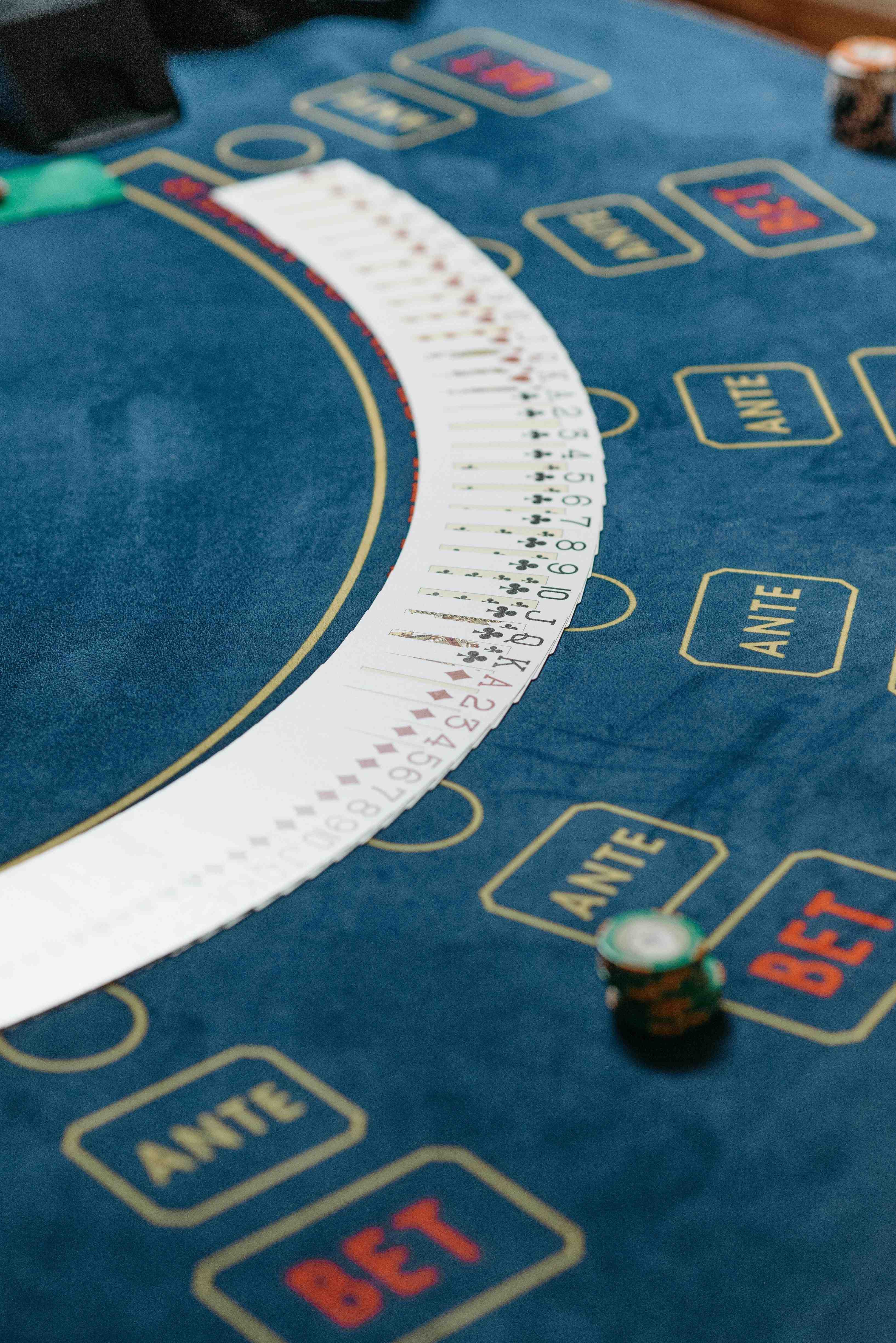 Responsible gaming advice within the 2222be 18 Plus Guide for adult users